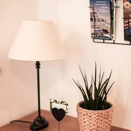 Au Coeur De La 翁弗勒尔