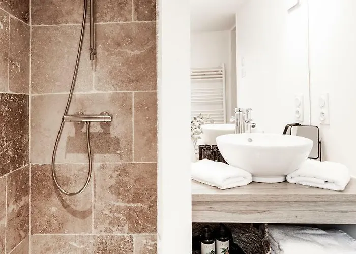 Au Coeur De La Apartment